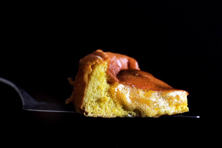 The imploding honey custard cake