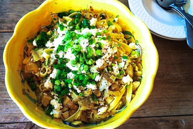 Fettuccine with Artichokes and Feta