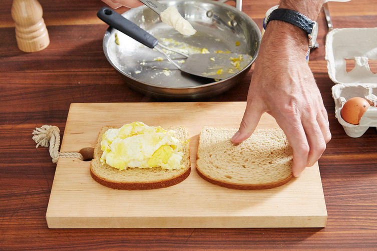 Weekend Broken-Yolk Fried Egg Sandwich