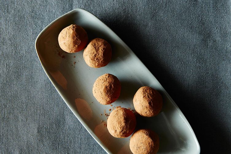Dark Chocolate Avocado Truffles