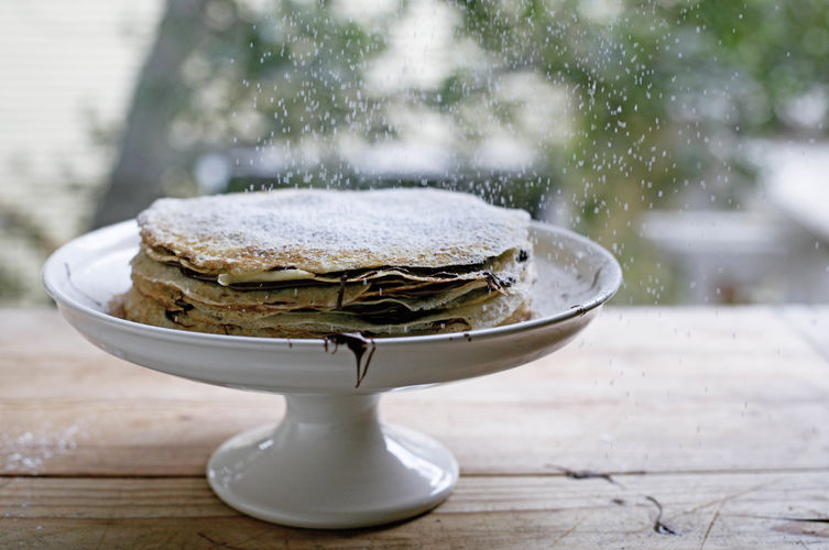 Nutella Crêpe Cake