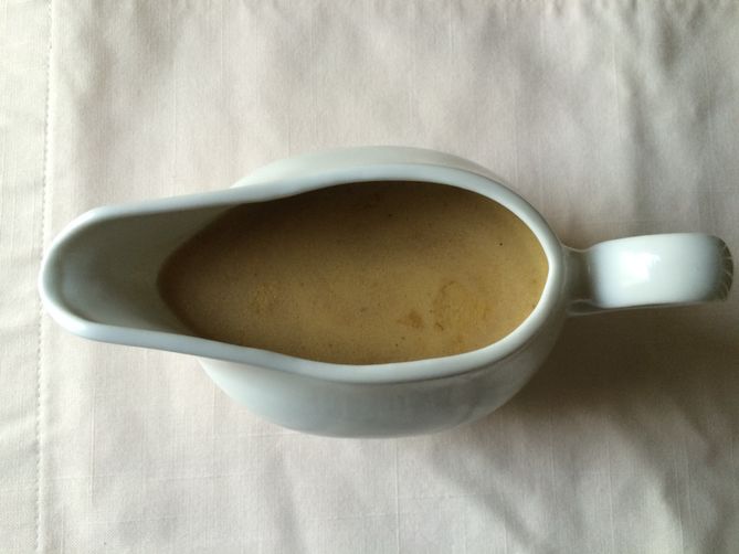 Make-Ahead Turkey Gravy