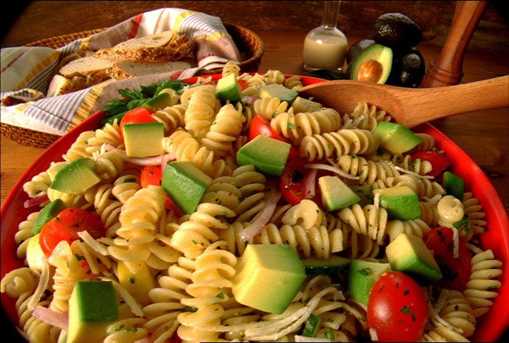 Avocado Pasta Salad