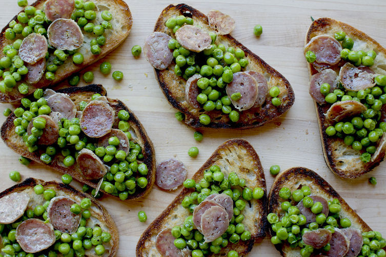 Bruschetta_toast