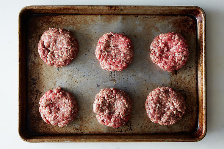 Burgers_ready_to_go