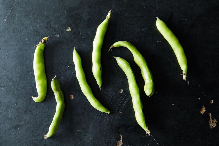 2014-0610_kc_how-to-prep-favas-004