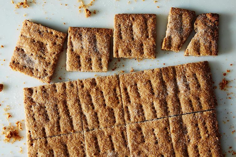 2014-0624_alice_graham-crackers-008