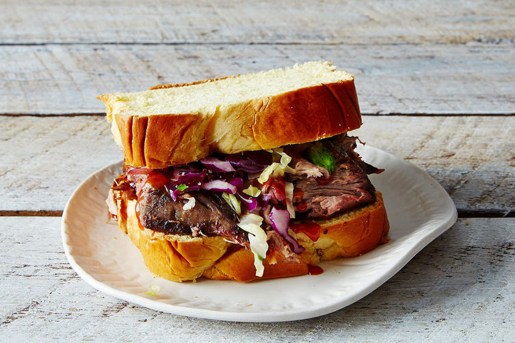 Pulled_pork_sandwich