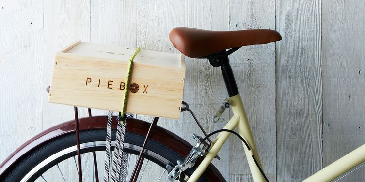 How to Transport Pie Safely + a Giveaway!