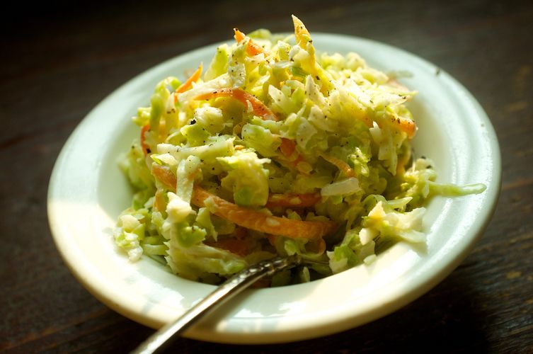 Classic Creamy Coleslaw