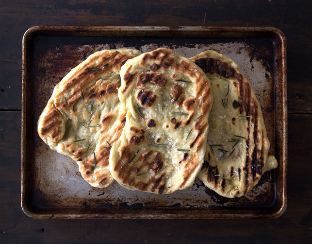 How to Make Grilled Flatbread