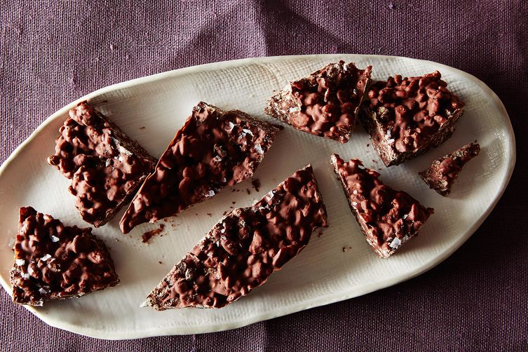 Homemade Crunch Bars: Better than the Original, and Just as Fast