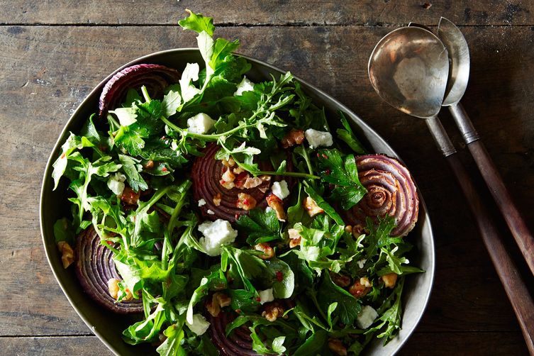 Yotam Ottolenghi's Red Onion Salad with Arugula and Walnut Salsa