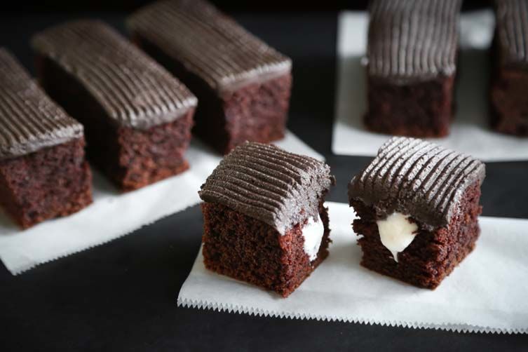 How to Make Homemade Chocolate Zingers