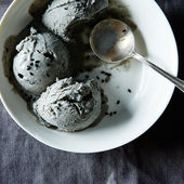 A Gray Ice Cream That's Anything But Drab