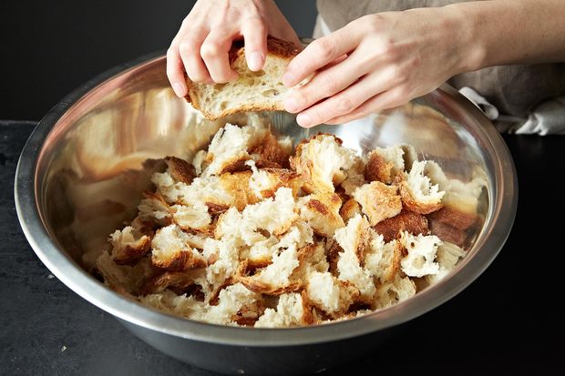 Roasted Chicken with Garlic and Bread