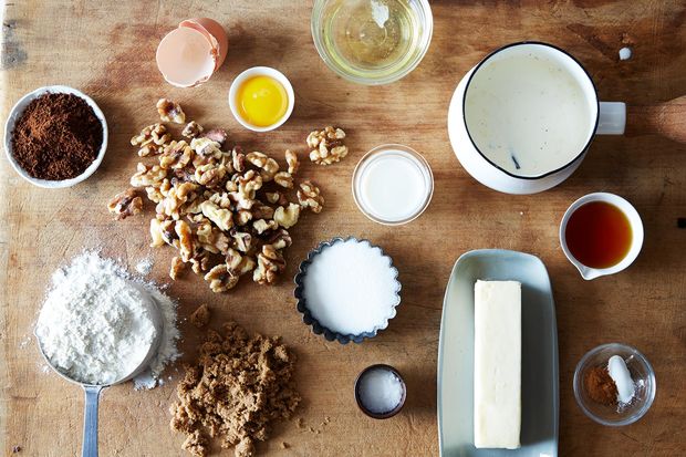 The Walnut Variation: A Cake